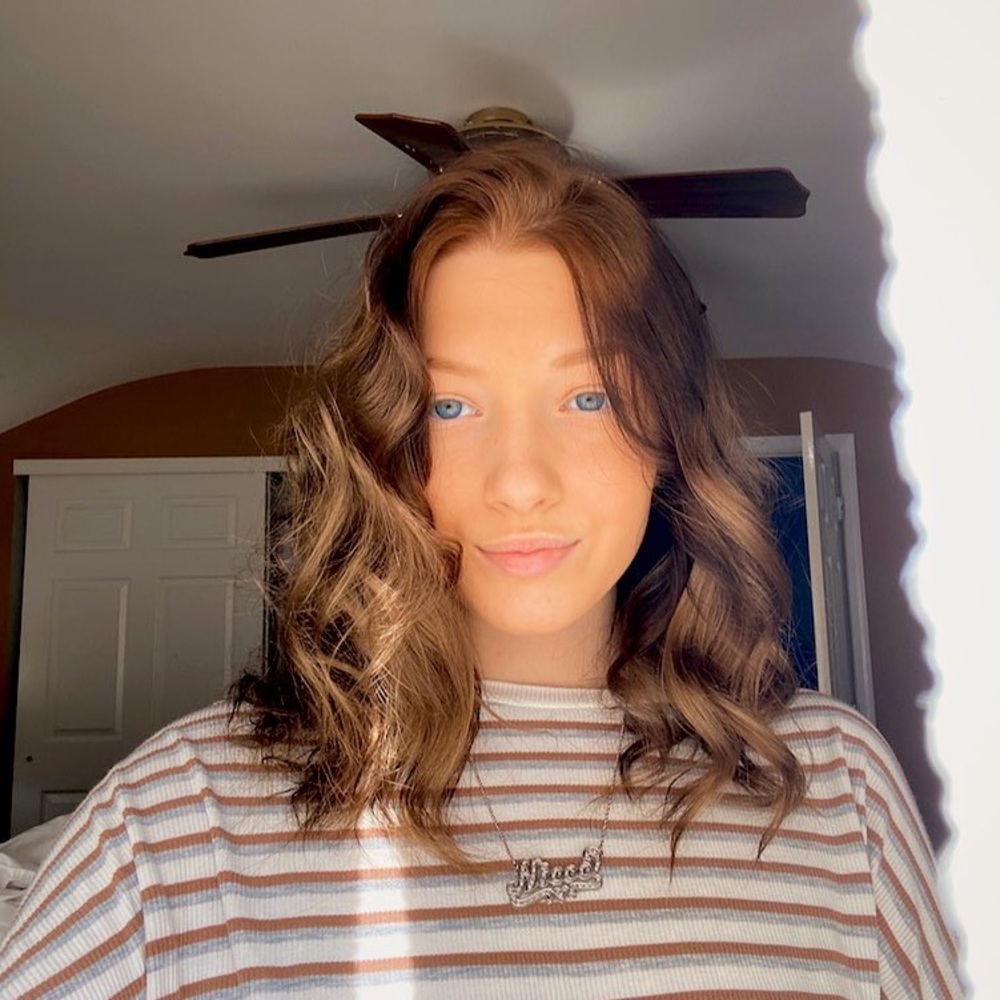 Meet your Posher, Nicole